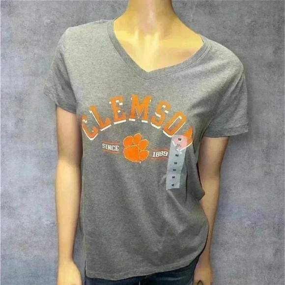 national collegian Tops - NWOT National Collegian ‘Clemson’ Tshirt unisex size M